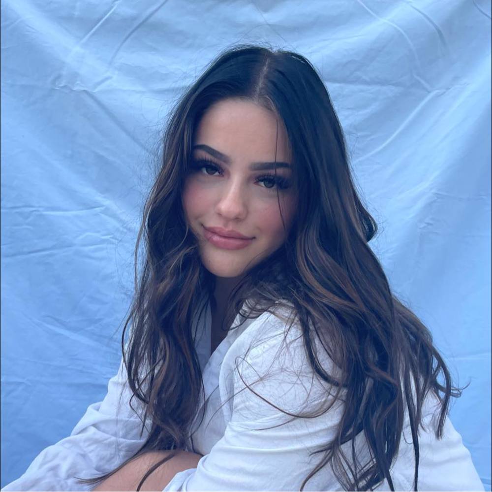 Meet your Posher, Juliana